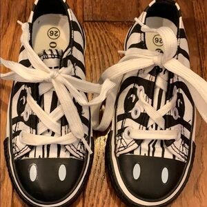 Shoes - Opoee - Black and White - Size 26 (9)